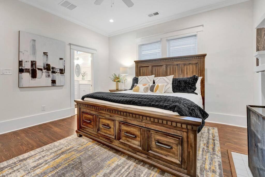 The Victorian - Elegant 3Br Home Near Overton Memphis Buitenkant foto
