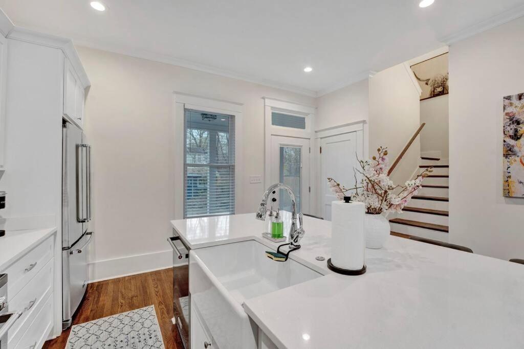 The Victorian - Elegant 3Br Home Near Overton Memphis Buitenkant foto